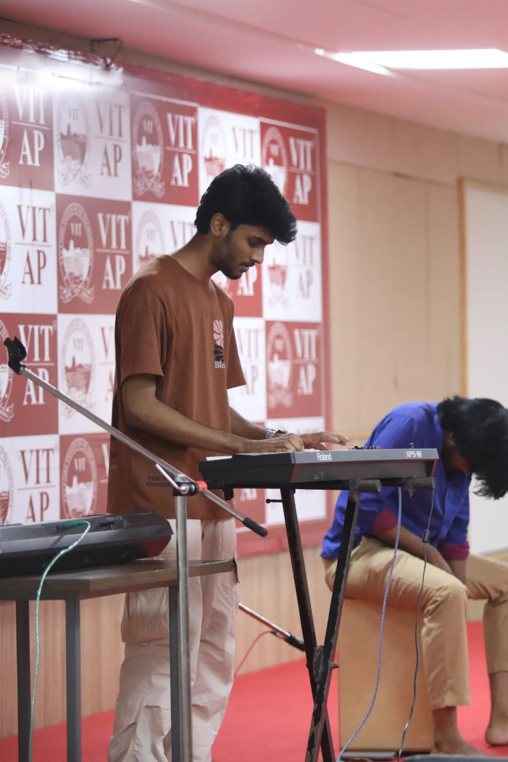 V-Rhythm: A Cappella Battle Arena